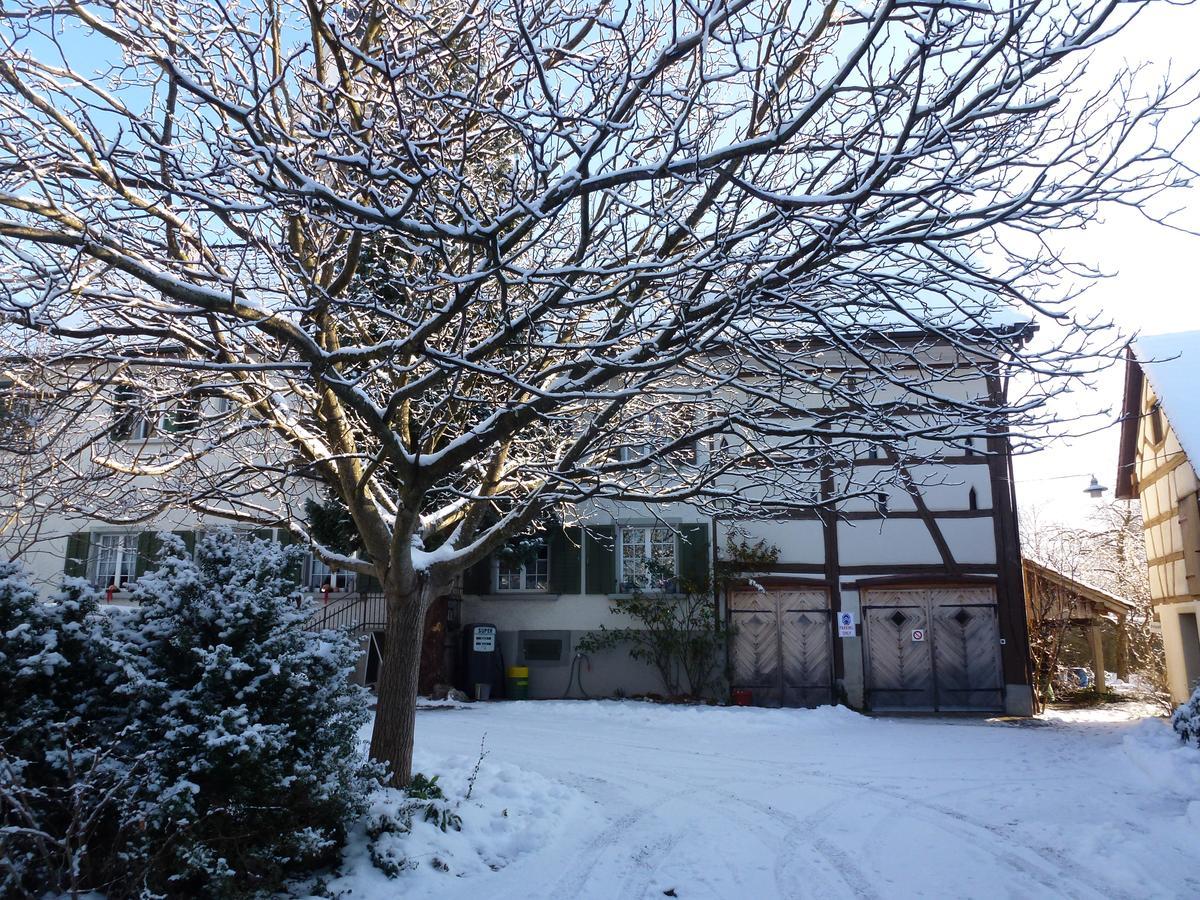 Bed & Breakfast Im Chellhof Benken  외부 사진