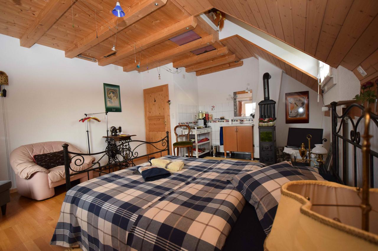 Bed & Breakfast Im Chellhof Benken  외부 사진